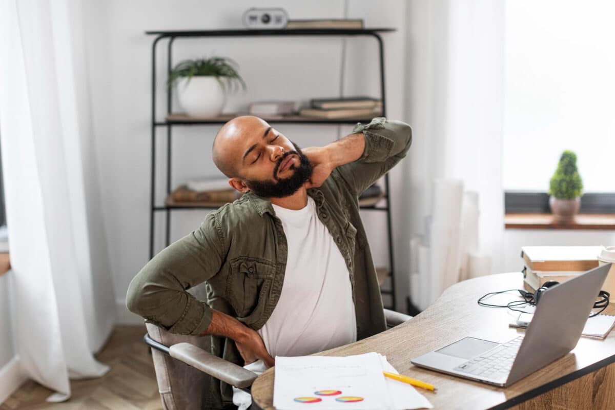 25 minutes de focus, 5 minutes pour le corps : la méthode Pomodoro du bien-être au bureau selon les neurosciences